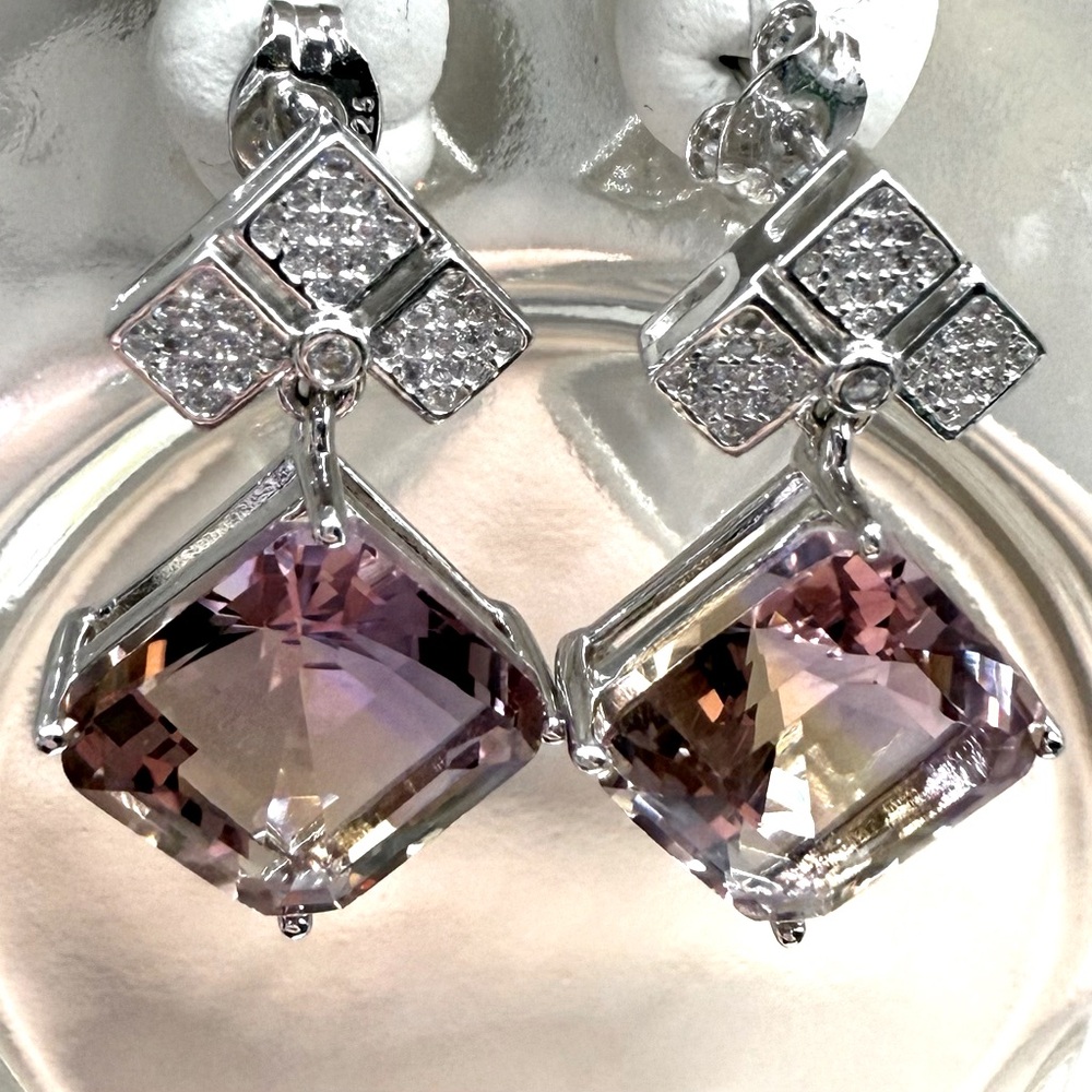 EAM2 13.4CT Natural ASSCHER CUT PREMIUM QUALITY Bolivian OMBRÉ Ametrine Earrings